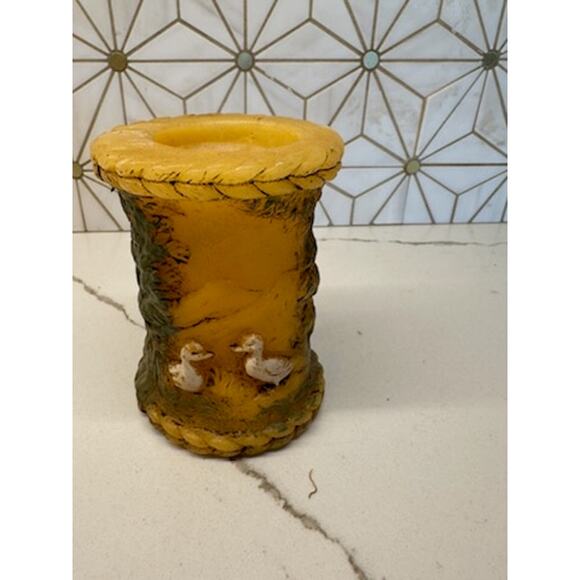 1978 Handpainted Alpine Originals Candle | Made in Hong Kong - Picture 6 of 8